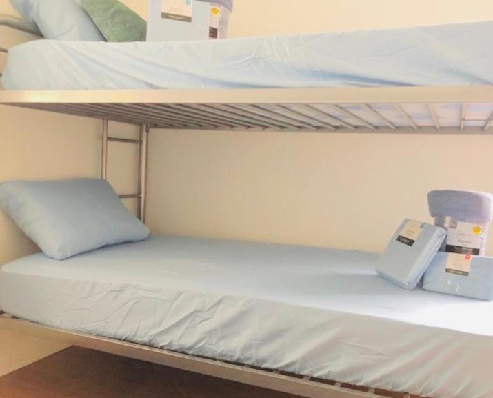 Men Only Dorms -3 Miles To The Beach Lighthouse Point Екстер'єр фото